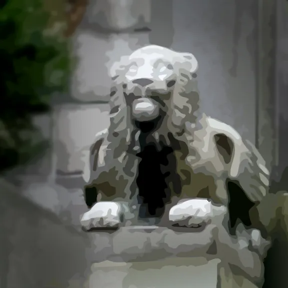 Ein Teil des Denkmals, ein steinerner Löwe